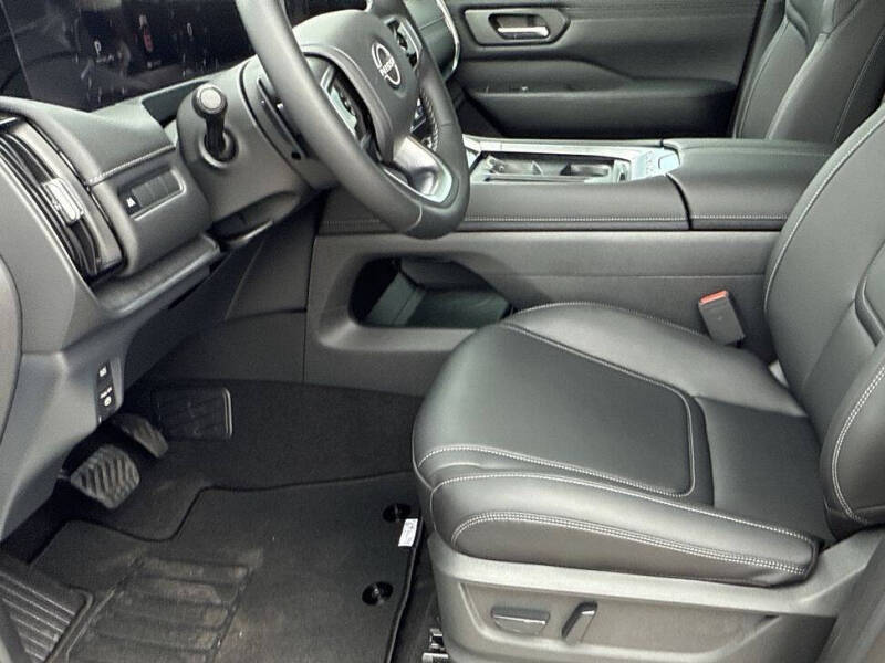 2026 Nissan Armada SV