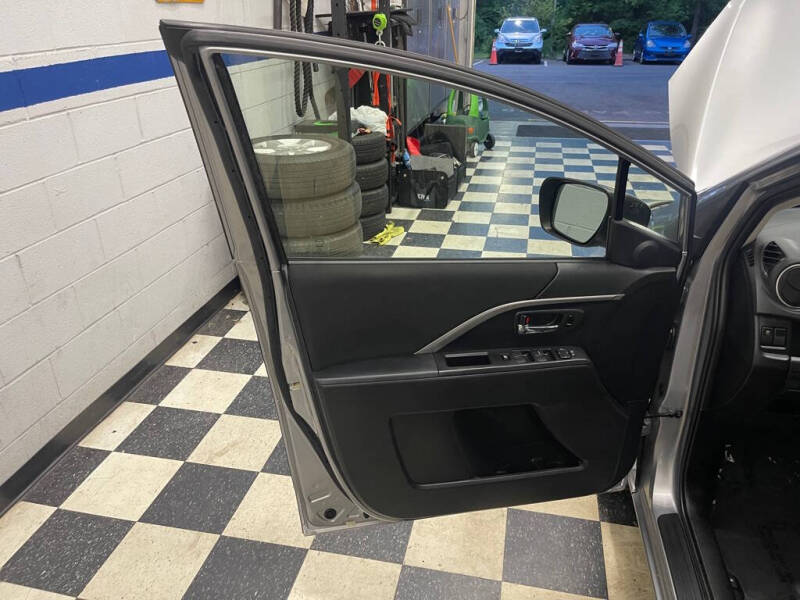 2012 Mazda MAZDA5 Sport