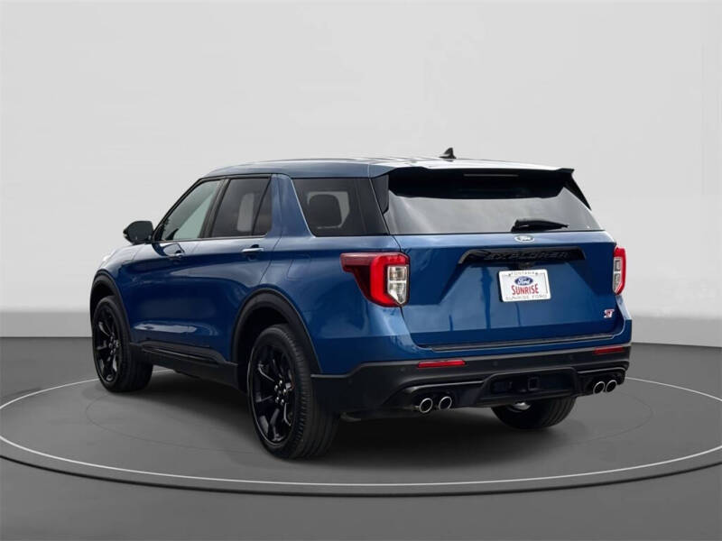 2022 Ford Explorer ST