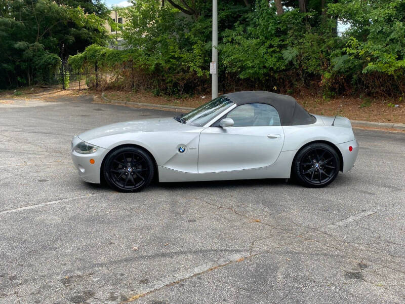 2005 BMW Z4 2.5i