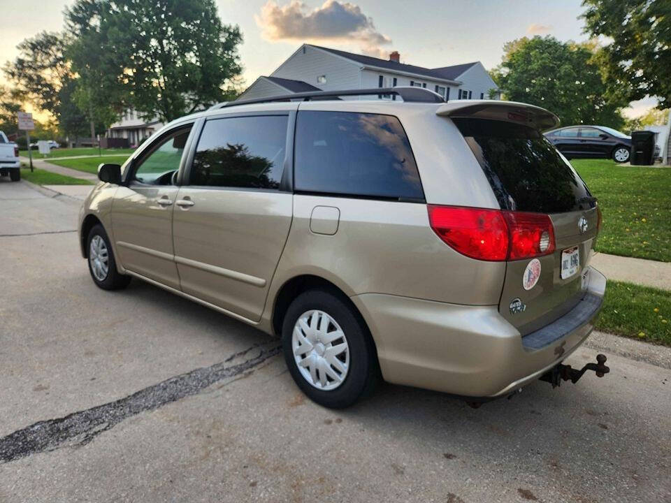 2007 Toyota Sienna for sale at Sara Auto Mall, LLC in Cleveland, OH