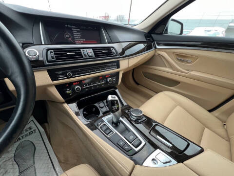 2015 BMW 5 Series 528i xDrive