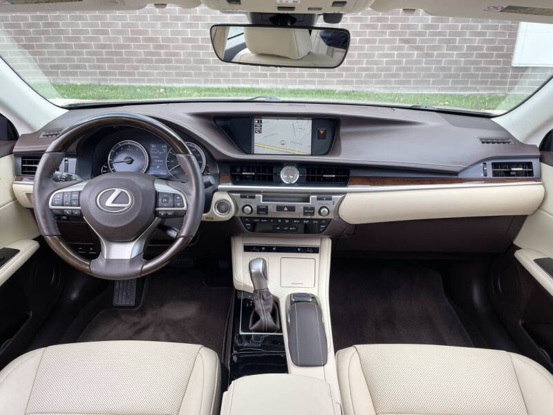 2017 Lexus ES 350