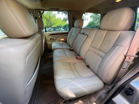 2000 Cadillac Escalade