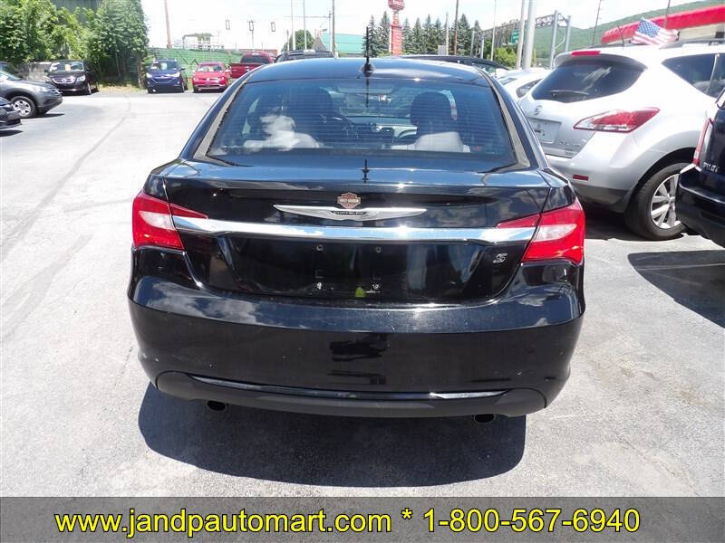 2012 Chrysler 200 Touring