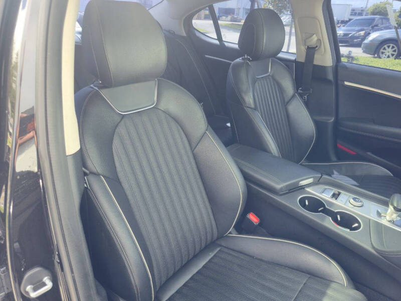 2019 Genesis G70 3.3T Advanced