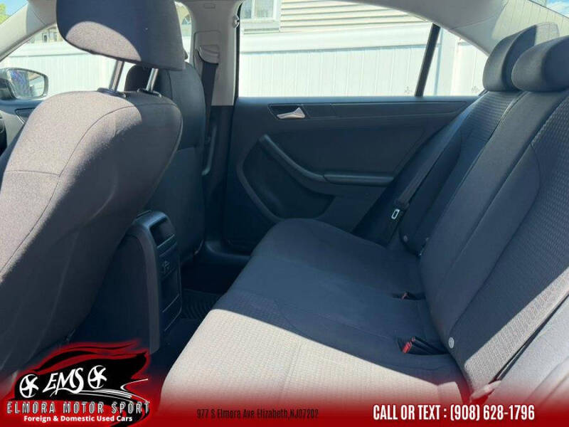 2015 Volkswagen Jetta