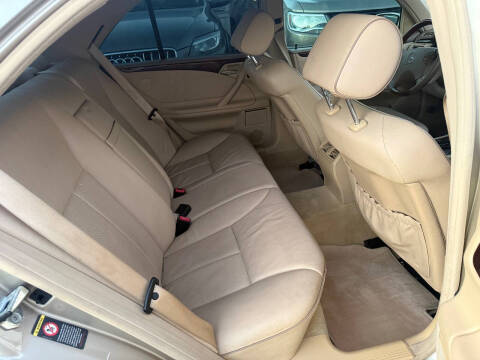 2001 Mercedes-Benz E-Class E 320
