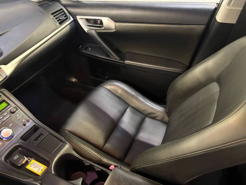 2013 Lexus CT 200h