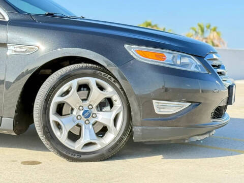 2010 Ford Taurus SHO