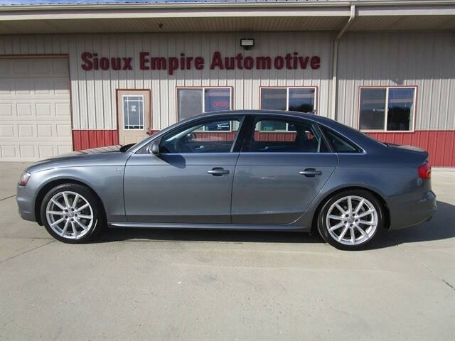 2014 Audi A4 2.0T quattro Premium Plus