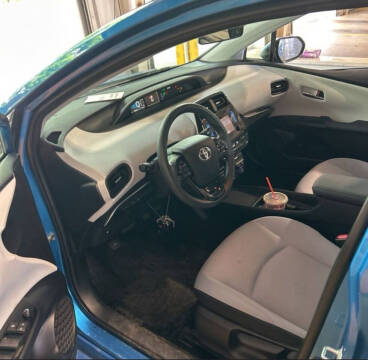 2019 Toyota Prius LE