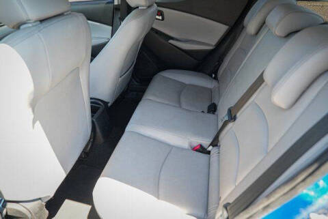 2020 Toyota Yaris Hatchback XLE