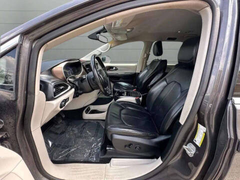 2018 Chrysler Pacifica Touring L