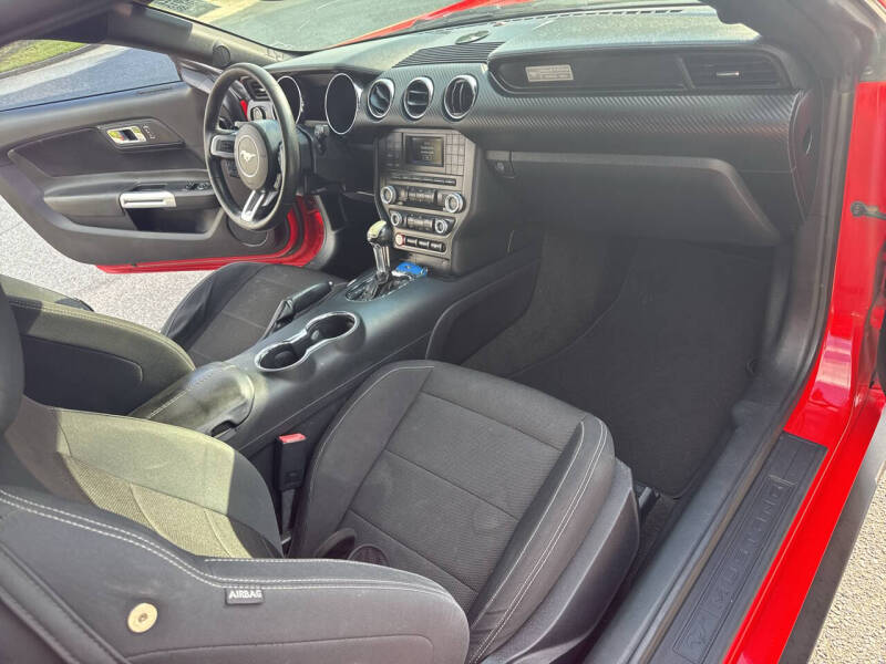 2015 Ford Mustang V6