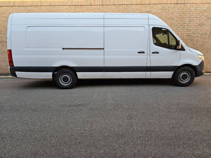 2022 Mercedes-Benz Sprinter Cargo Van Base's photo