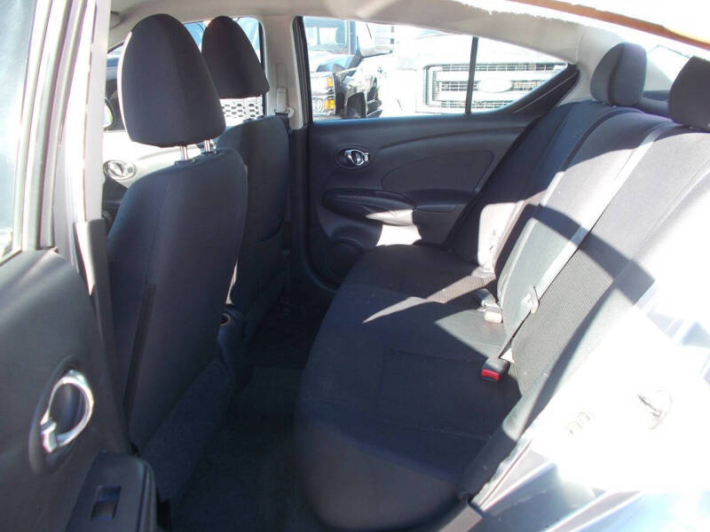 2013 Nissan Versa 1.6 SL