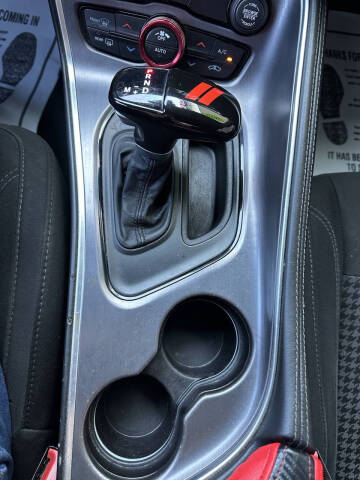 2016 Dodge Challenger SXT