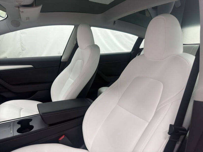 2023 Tesla Model 3 Performance