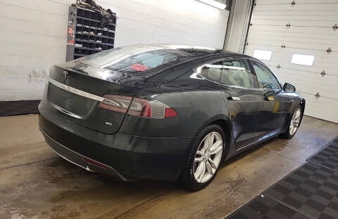 2014 Tesla Model S 85
