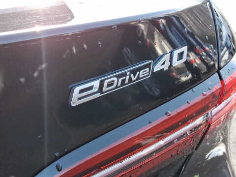 2024 BMW i5 eDrive40