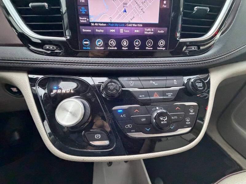 2020 Chrysler Pacifica Limited