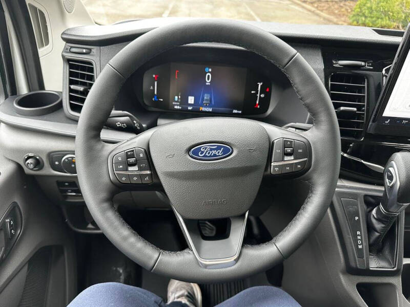 2026 Ford Transit 350 XLT