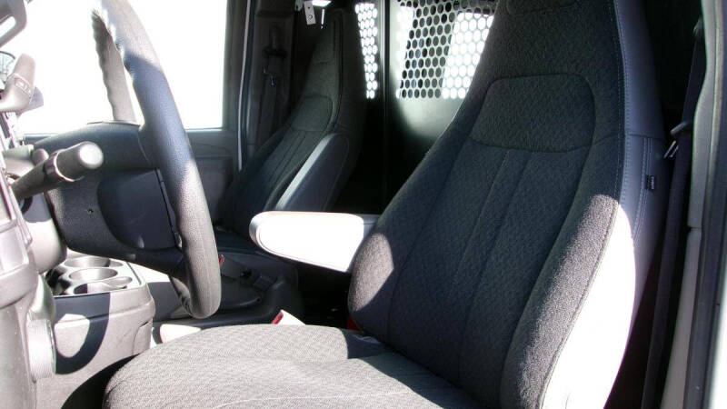 2023 GMC Savana 2500