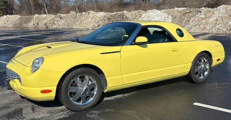 2002 Ford Thunderbird Deluxe