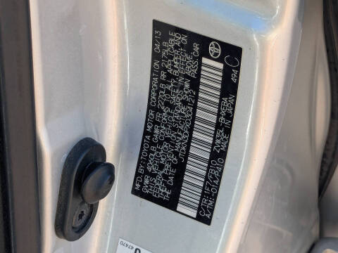 2013 Toyota Prius Plug-in Hybrid Advanced