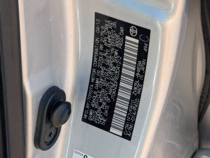 2013 Toyota Prius Plug-in Hybrid Advanced