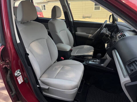 2014 Subaru Forester 2.5i