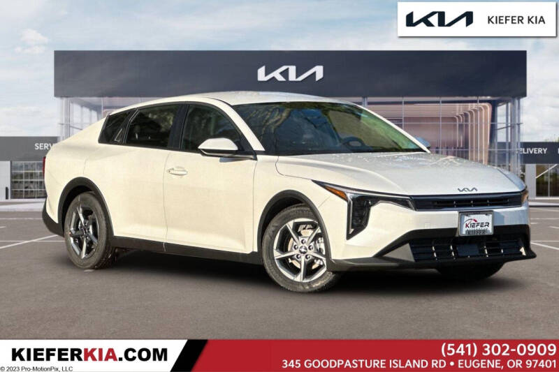 2025 Kia K4 LXS's photo