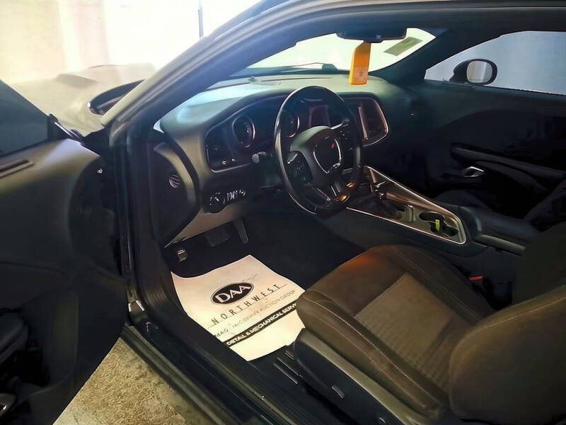 2021 Dodge Challenger SXT