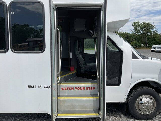 2022 Chevrolet Express 4500