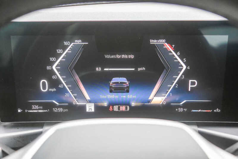 2025 BMW 3 Series 330i xDrive