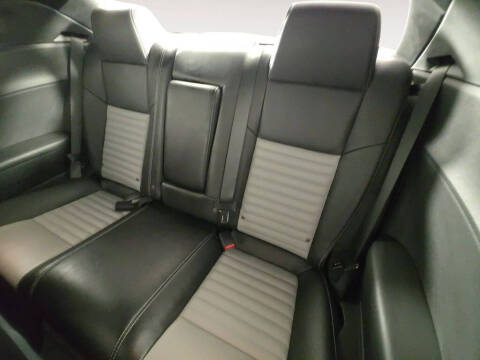 2009 Dodge Challenger SE