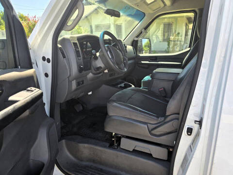 2015 Nissan NV