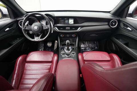 2022 Alfa Romeo Stelvio Sprint