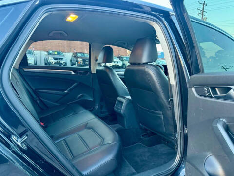 2017 Volkswagen Passat 1.8T R-Line