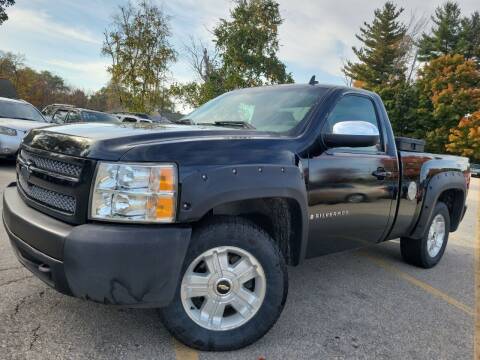 2007 Chevrolet Silverado 1500 for sale at J's Auto Exchange in Derry NH