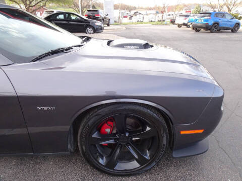2016 Dodge Challenger R/T Plus Shaker