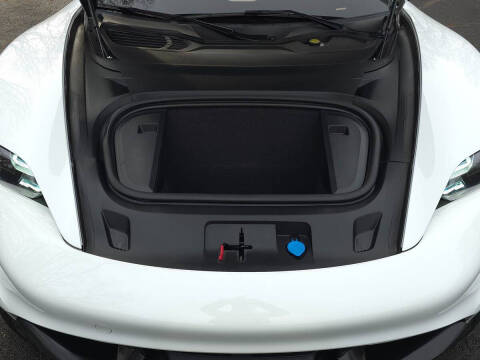 2020 Porsche Taycan Turbo