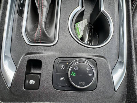 2023 Chevrolet Traverse RS