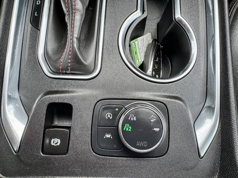 2023 Chevrolet Traverse RS