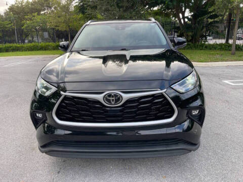 2022 Toyota Highlander XLE