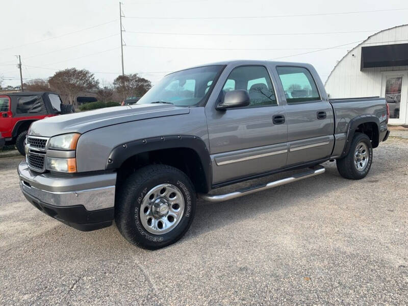 2007 Chevrolet Silverado 1500 Classic for sale at Carworx LLC in Dunn NC