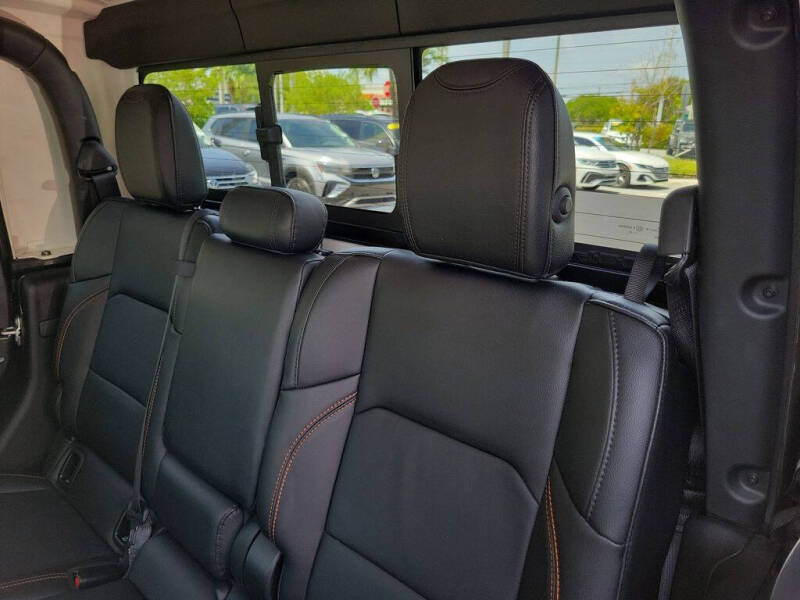 2023 Jeep Gladiator Mojave