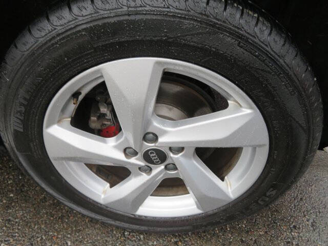 2021 Audi Q3 quattro Premium 40 TFSI