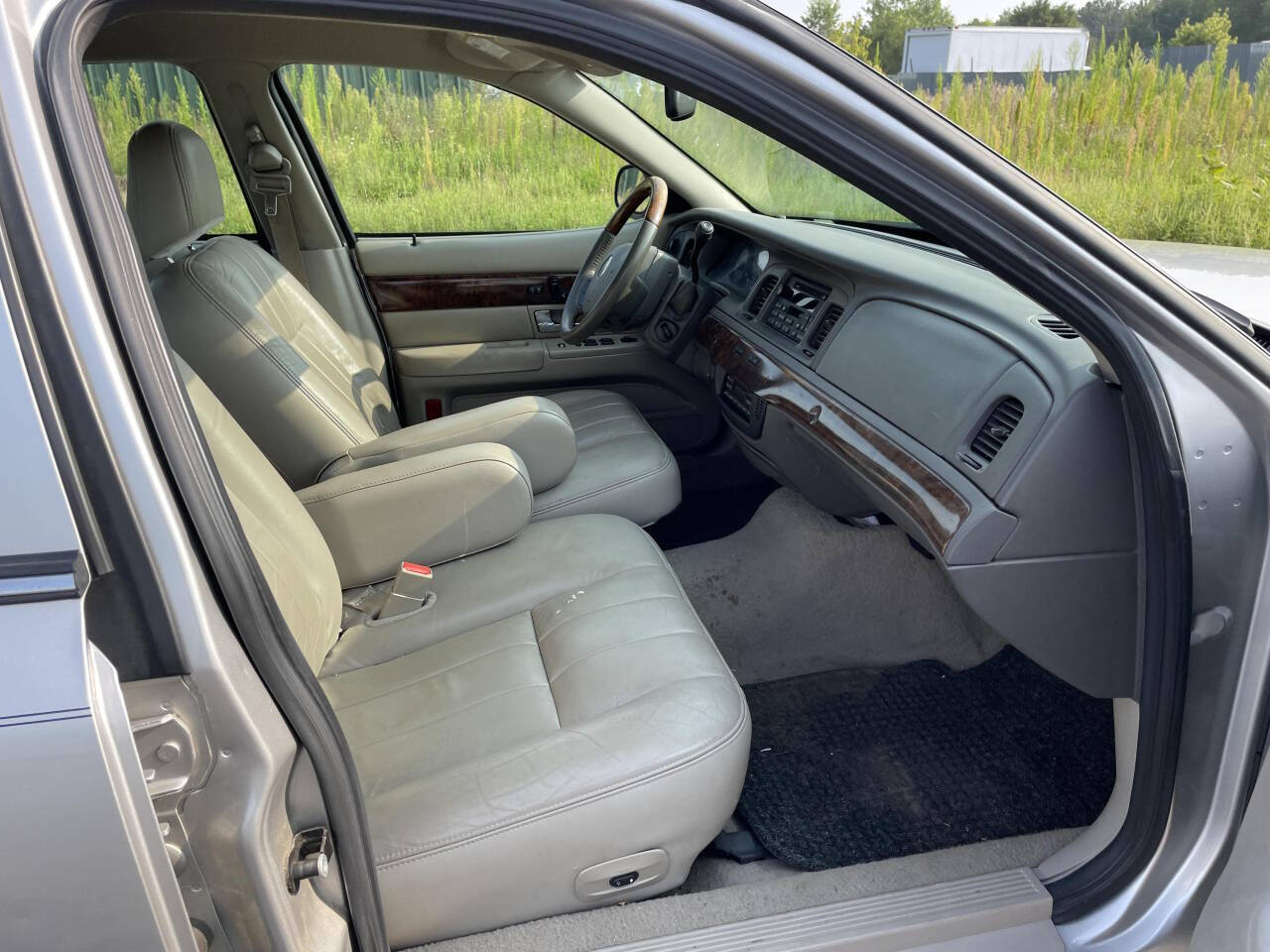 2006 Mercury Grand Marquis for sale at Twin Cities Auctions in Elk River, MN